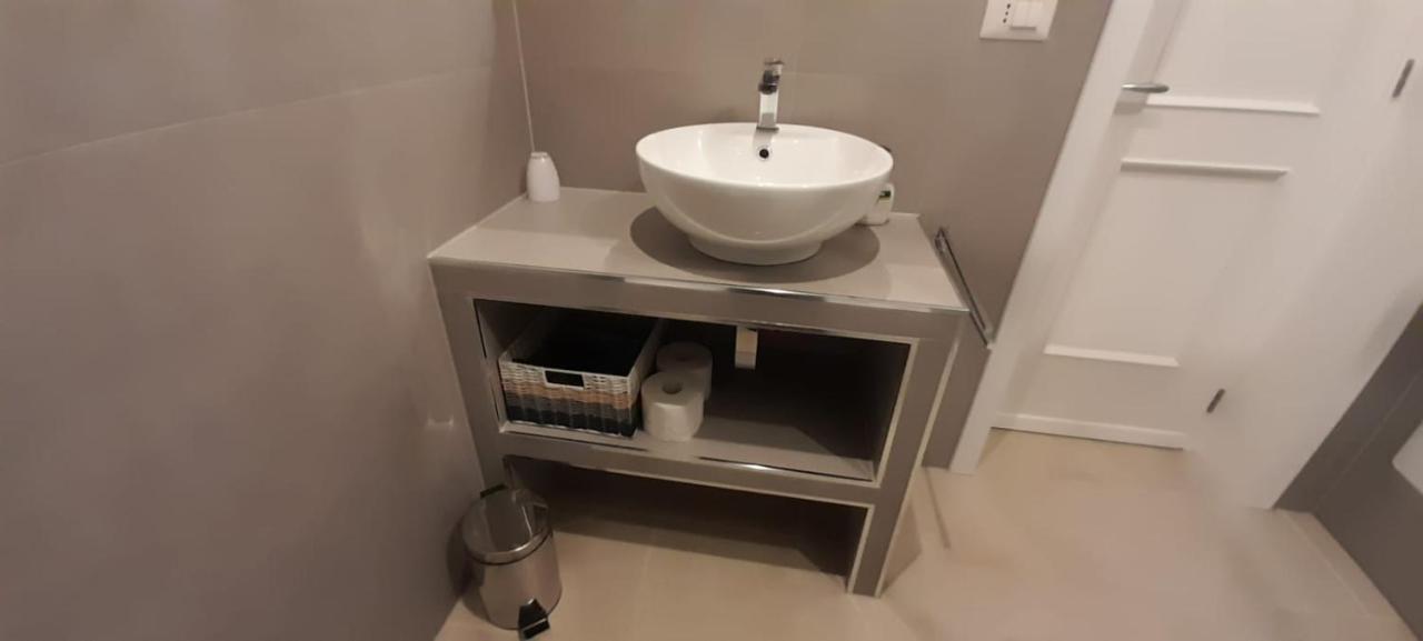 Casa Vacanze Laura S/C Lecce Luaran gambar